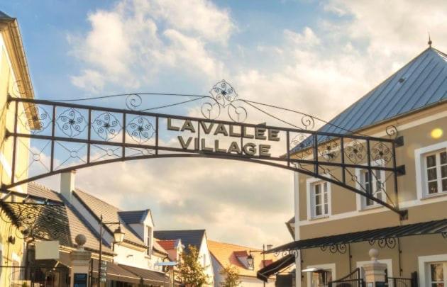 Suite Villanova Near Disneyland Paris Chessy  Exterior foto